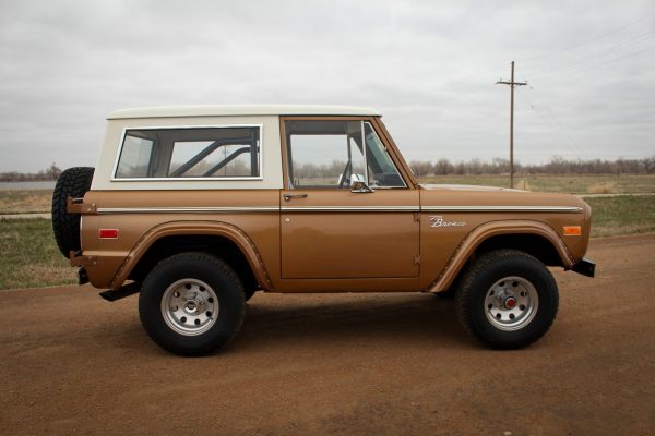 1972 Ford Bronco Sport - Image 14