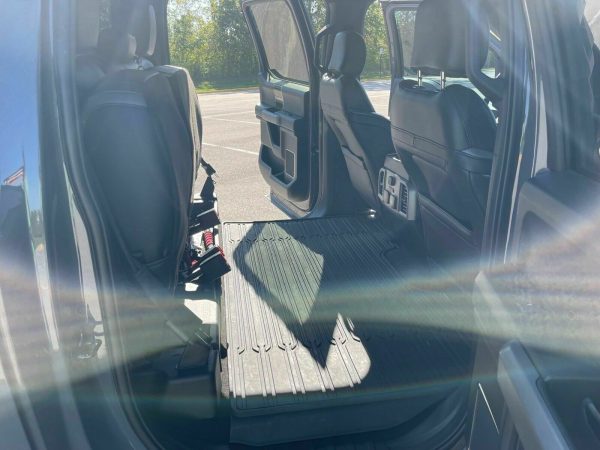 2020 Ford F-150 Raptor - Image 24