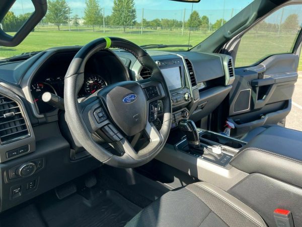 2020 Ford F-150 Raptor - Image 25