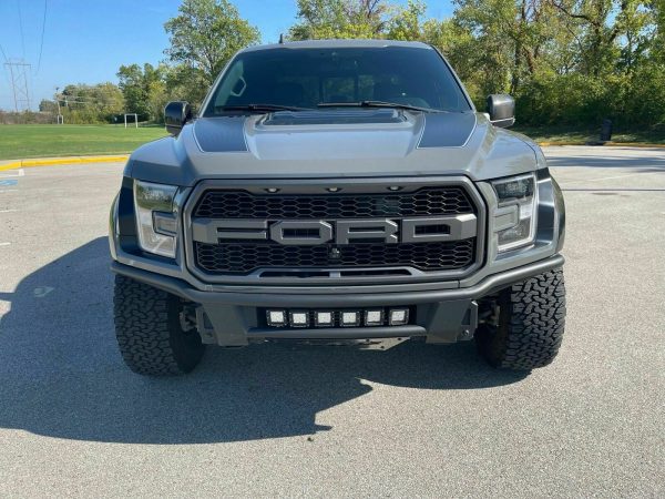 2020 Ford F-150 Raptor - Image 41