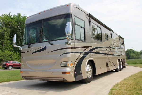 2004 Country Coach Intrigue Suite Escape - Image 61