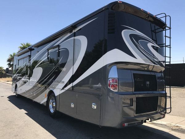 2016 Tiffin Phaeton 40AH - Image 64