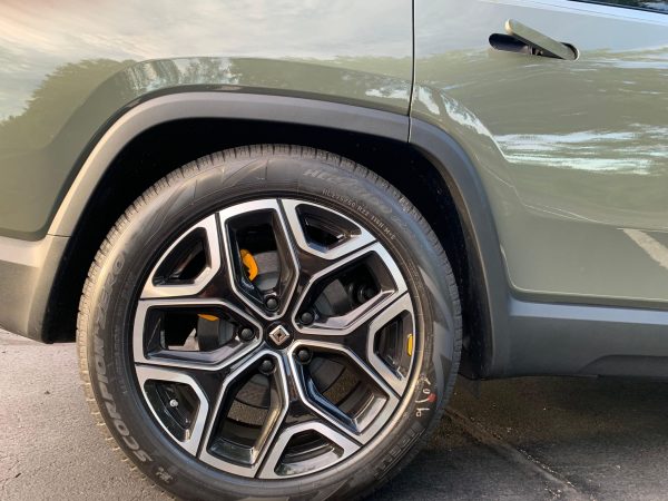 2023 Rivian R1S Launch Edition - Image 23