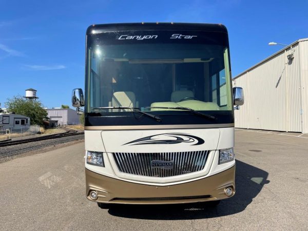 2016 Newmar Canyon Star 3911 - Image 3