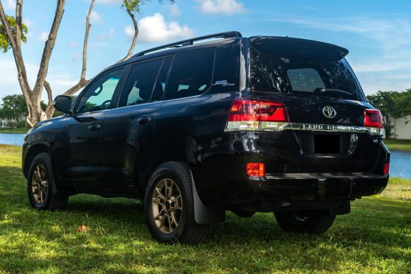 2021 Toyota Land Cruiser Heritage Edition - Image 8
