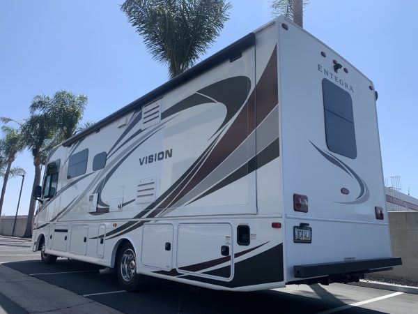 2019 Entegra Vision 29S - Image 3