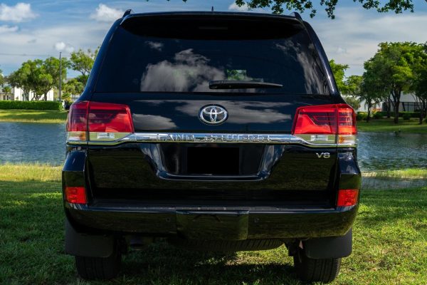 2021 Toyota Land Cruiser Heritage Edition - Image 9