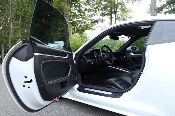 2020 Porsche 911 Carrera 4S - Image 19