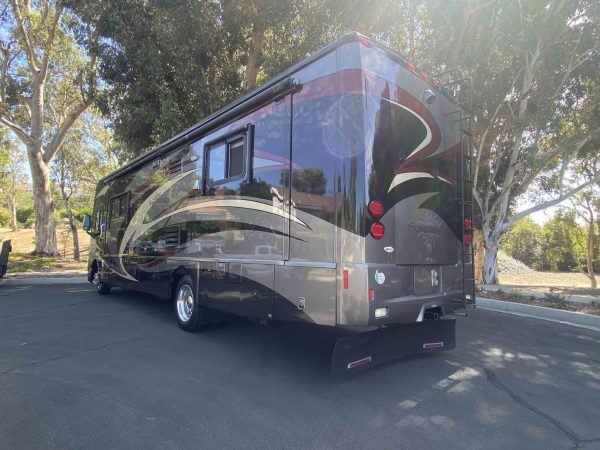 2011 Itasca Suncruiser 35P - Image 46