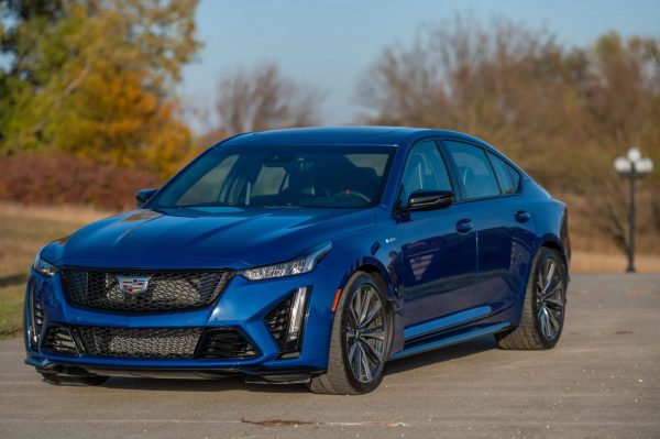 2022 Cadillac CT5-V Blackwing - Image 9