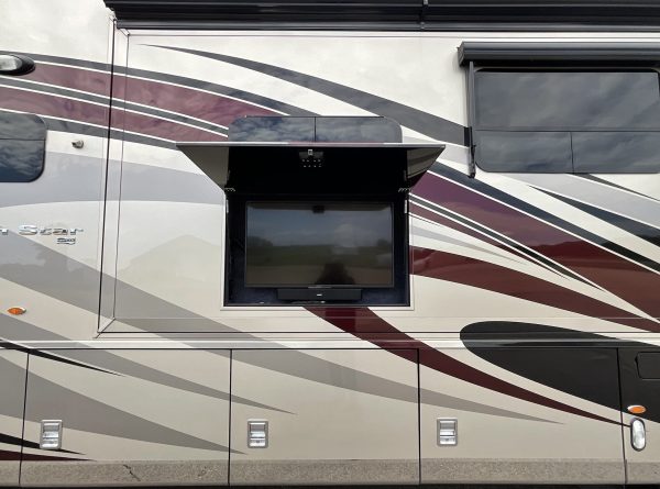 2019 Newmar Dutch Star 4018 - Image 8