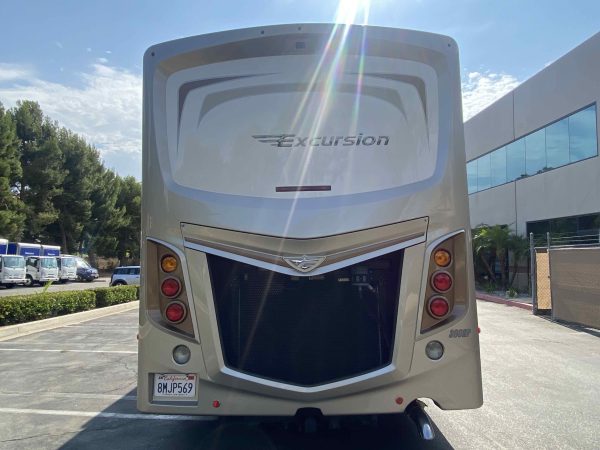 2013 Fleetwood Excursion 33A - Image 5
