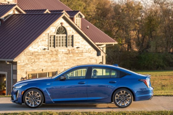 2022 Cadillac CT5-V Blackwing - Image 8