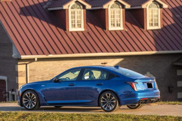 2022 Cadillac CT5-V Blackwing - Image 7