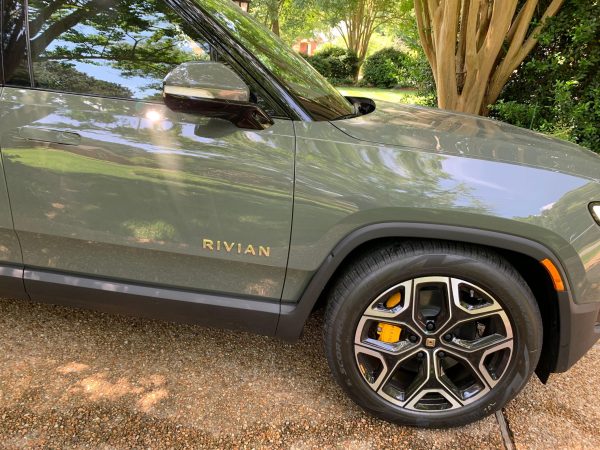 2023 Rivian R1S Launch Edition - Image 28