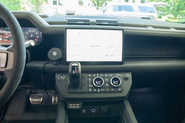 2022 Land Rover Defender 110 - Image 21