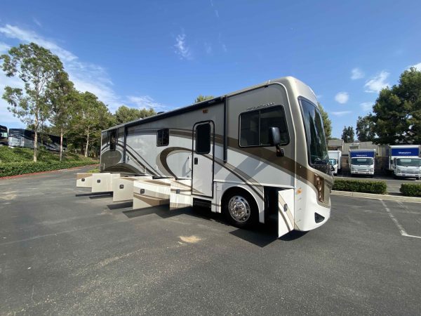 2013 Fleetwood Excursion 33A - Image 8