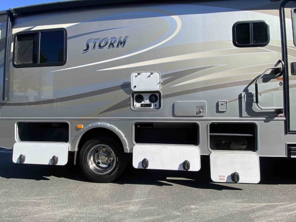 2014 Fleetwood Storm 28MS - Image 51