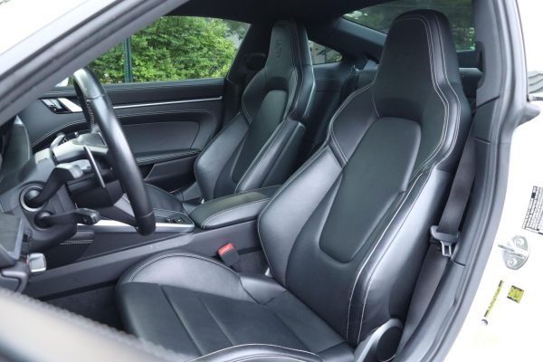 2020 Porsche 911 Carrera 4S - Image 26
