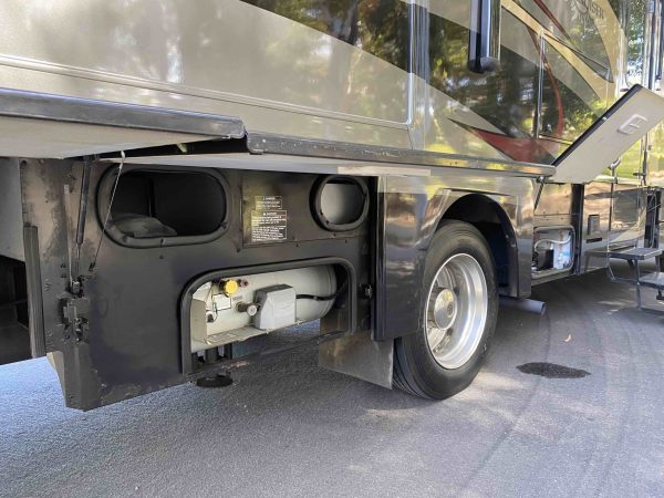 2011 Itasca Suncruiser 35P - Image 5