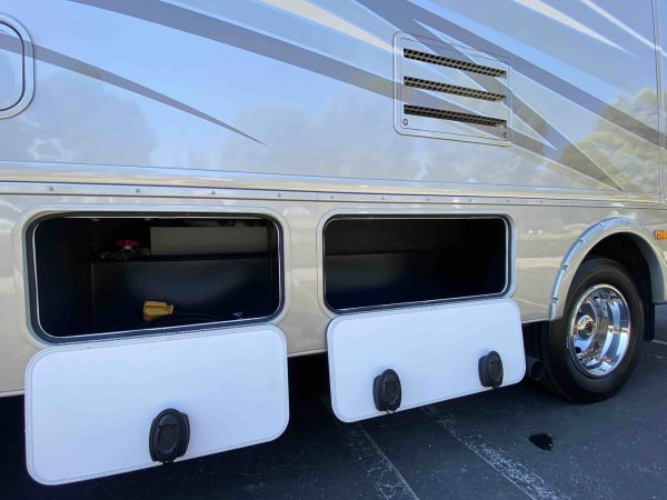 2014 Fleetwood Storm 28MS - Image 6
