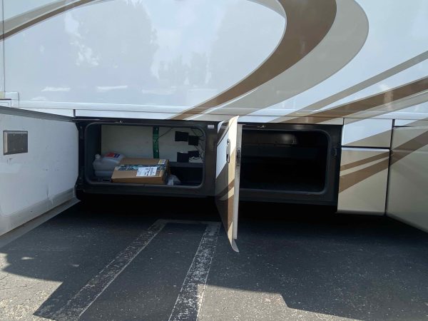 2013 Fleetwood Excursion 33A - Image 15