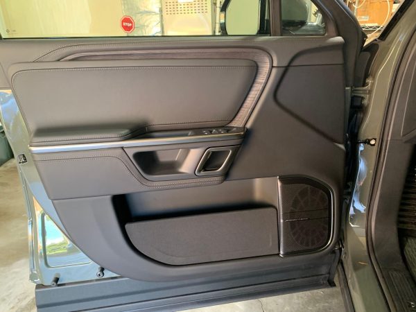 2023 Rivian R1S Launch Edition - Image 36