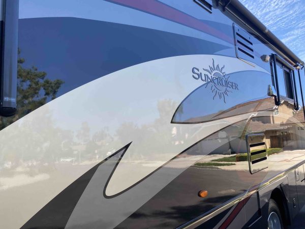 2011 Itasca Suncruiser 35P - Image 10