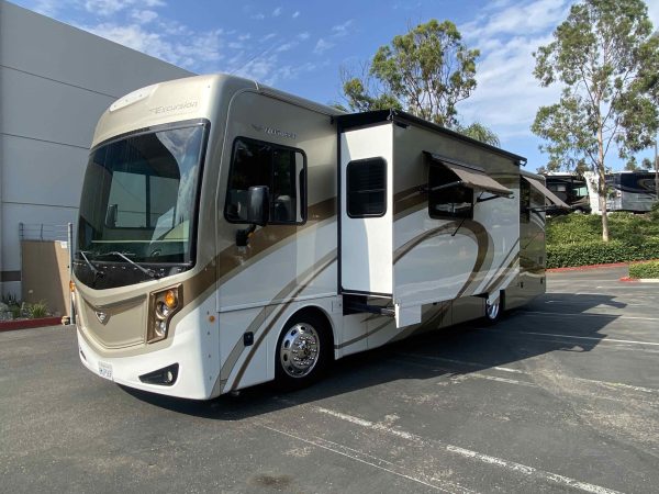 2013 Fleetwood Excursion 33A - Image 18