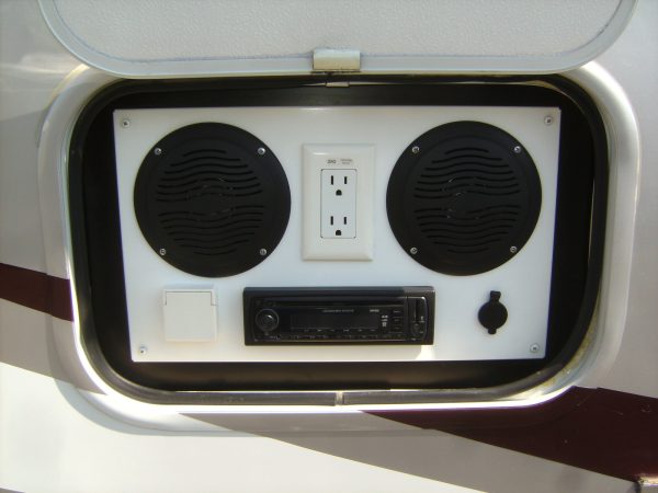 2012 Fleetwood Jamboree Sport 28Z - Image 21