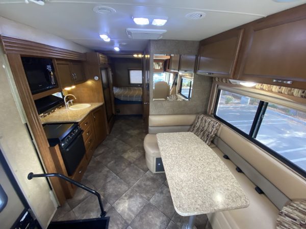 2014 Thor Ace 27.1 - Image 14