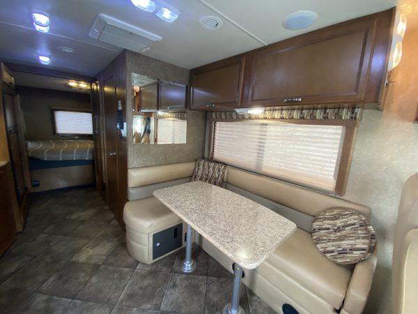 2014 Thor Ace 27.1 - Image 15