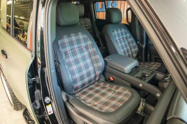 2022 Land Rover Defender 110 - Image 36
