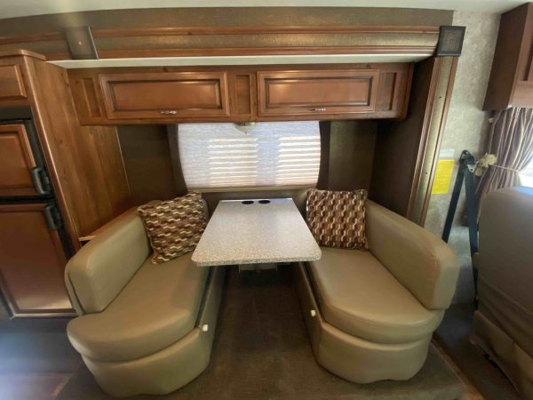 2014 Fleetwood Storm 28MS - Image 15