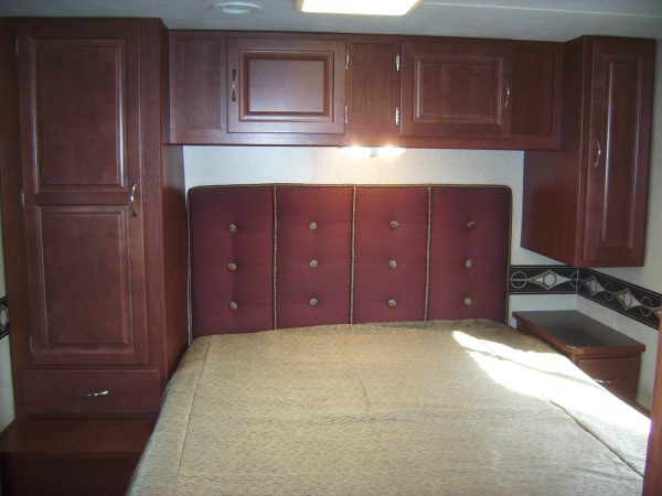 2015 Winnebago Minnie Winnie 27Q - Image 24