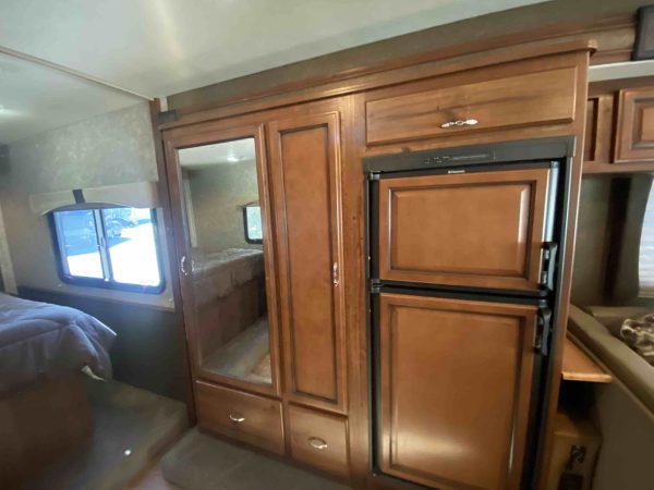 2014 Fleetwood Storm 28MS - Image 16