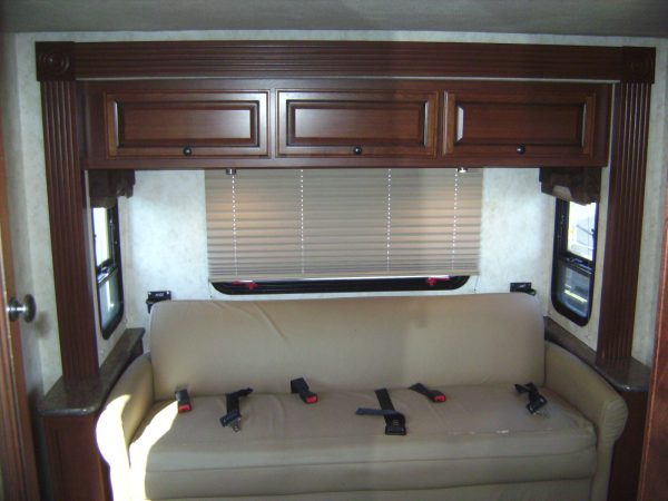 2012 Fleetwood Jamboree Sport 28Z - Image 26