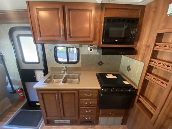 2014 Fleetwood Storm 28MS - Image 17