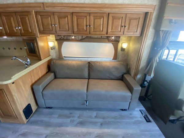 2011 Itasca Suncruiser 35P - Image 19