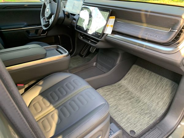 2023 Rivian R1S Launch Edition - Image 47