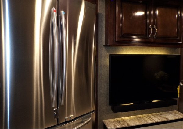 2019 Fleetwood Bounder 35K - Image 26