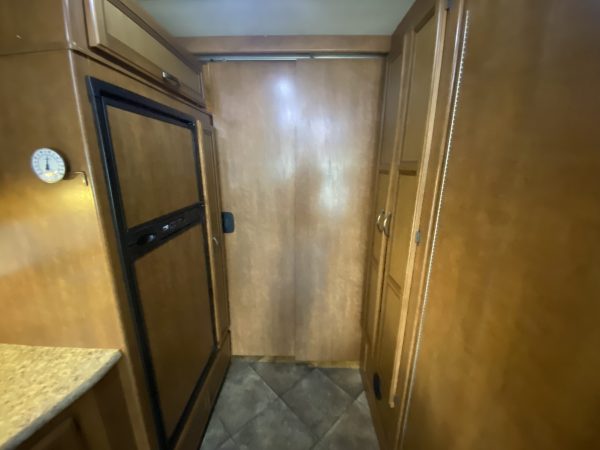 2014 Thor Ace 27.1 - Image 23