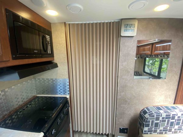 2015 Forest River Solera 24R - Image 21