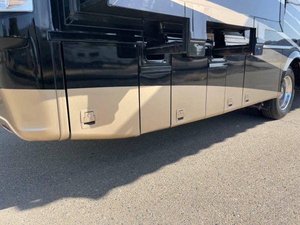 2016 Newmar Canyon Star 3911 - Image 33