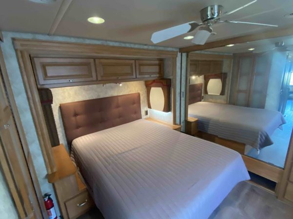 2011 Itasca Suncruiser 35P - Image 26