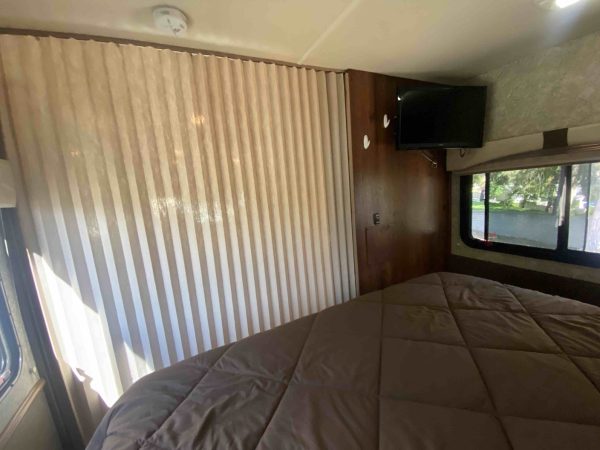 2014 Fleetwood Storm 28MS - Image 25