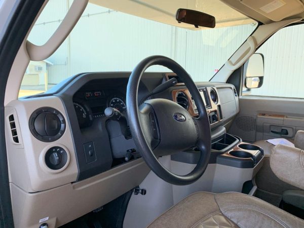 2016 Jayco Greyhawk 29ME - Image 24