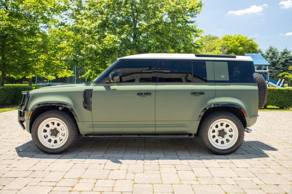 2022 Land Rover Defender 110 - Image 47