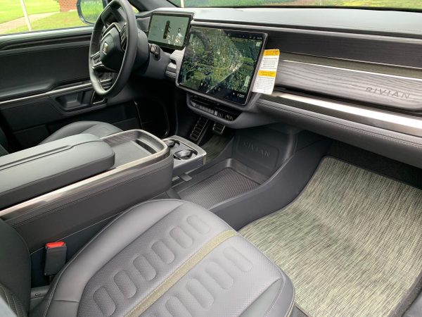 2023 Rivian R1S Launch Edition - Image 52