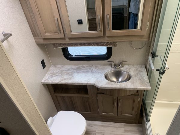 2019 Entegra Vision 29S - Image 36